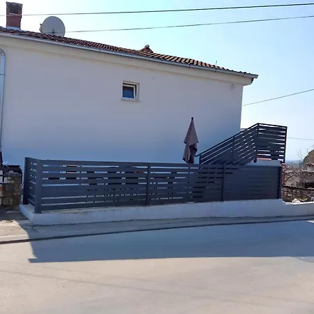 Valentino Apartament Tar-Vabriga