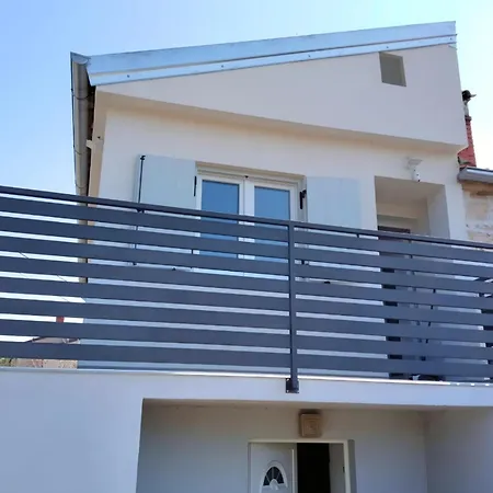 Valentino Apartman