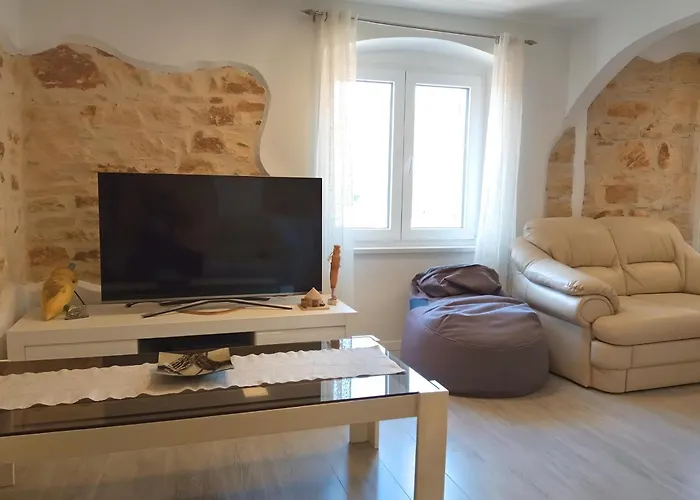 Valentino * Tar-Vabriga